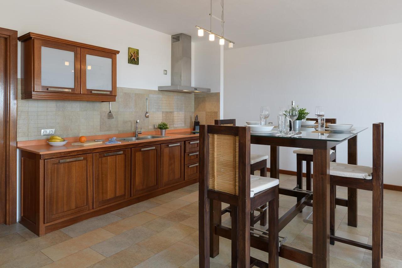 ラ・サンタ Casa Mariliaヴィラ エクステリア 写真